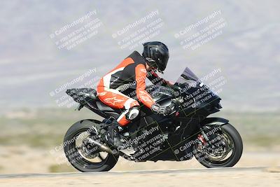 media/Nov-30-2025-TrackXperience (Sun) [[c0061d280f]]/2-Level 2/Session 4 (Turn 12 Inside)/